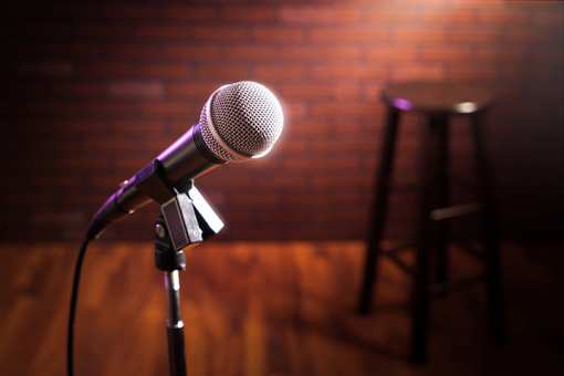 8 Best Comedy Clubs in Connecticut!