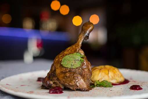 7 Best French Restaurants in Connecticut!